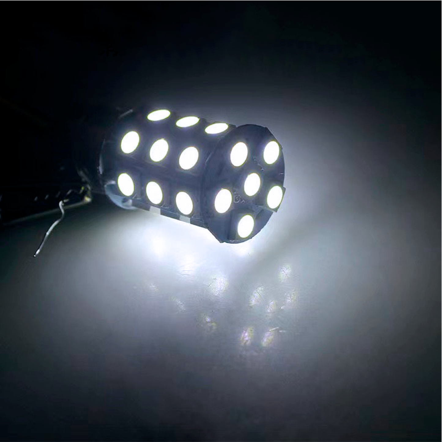 Foco 1034 Generico mazorca 27 LEDS 2 polos pata dispareja